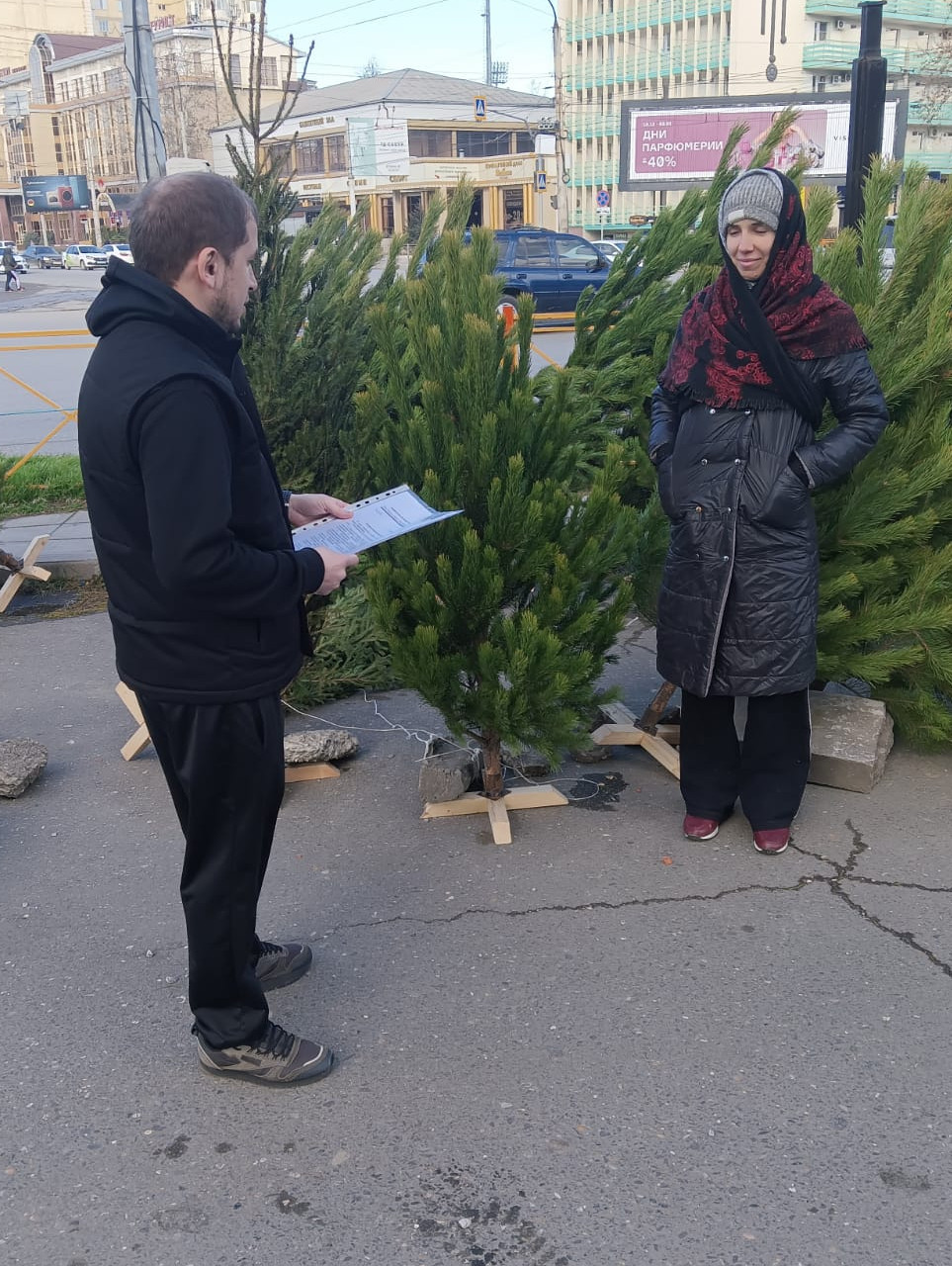 По поручению председателя Комитета по лесному хозяйству Республики Дагестан Вагаба Абдулхамидова продолжаются рейды по выявлению незаконной торговли новогодними ёлками