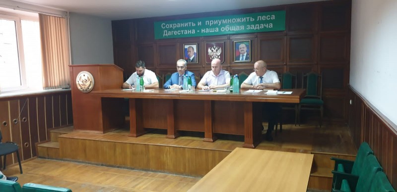 В Комитете по лесному хозяйству республики Дагестан состоялось представление коллективу нового заместителя руководителя.